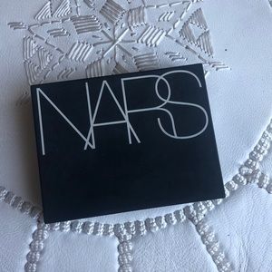 Nars Soft velvet pressed powder
